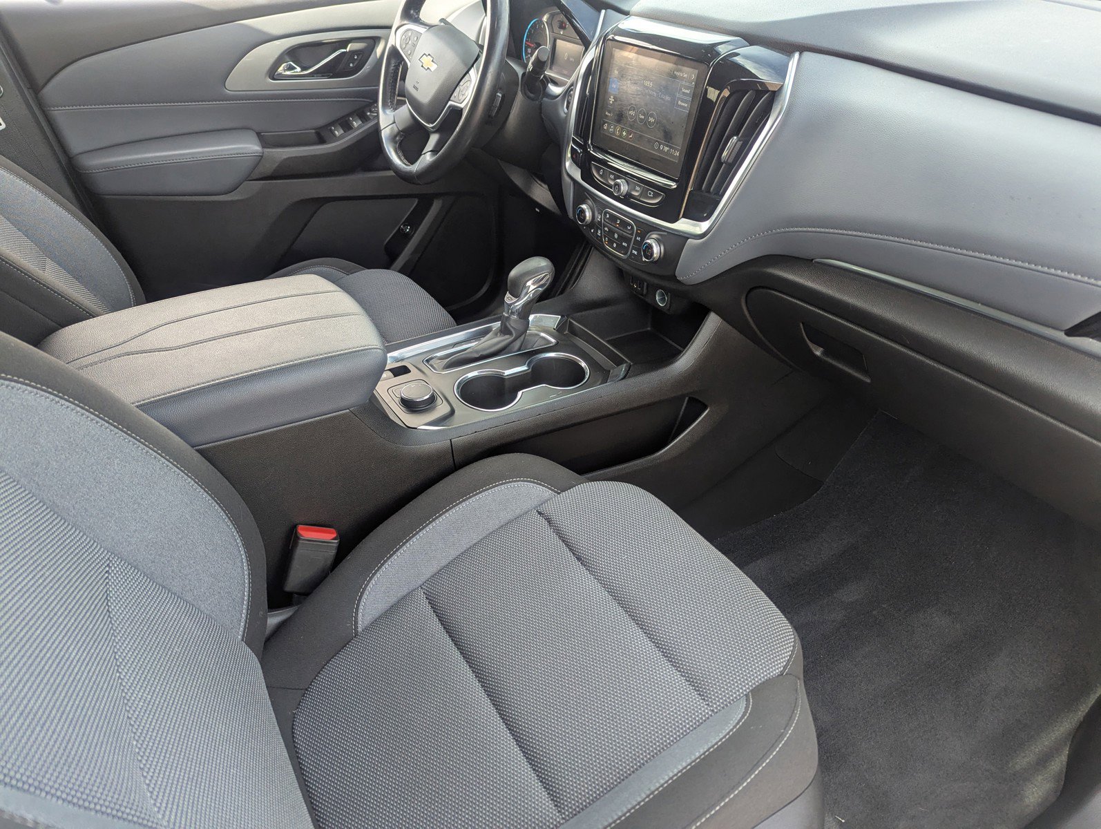 Certified 2021 Chevrolet Traverse LT image 14