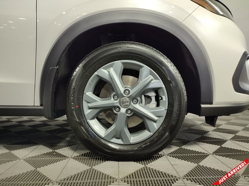 New 2027 Honda HR-V LX image 9