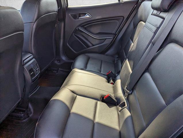 Used 2020 Mercedes-Benz GLA 250 4MATIC image 26