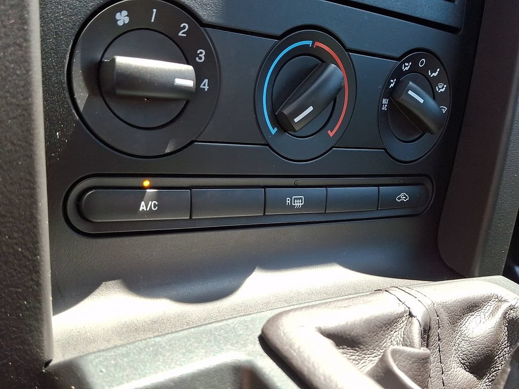Used 2008 Ford Mustang GT Premium RWD image 21