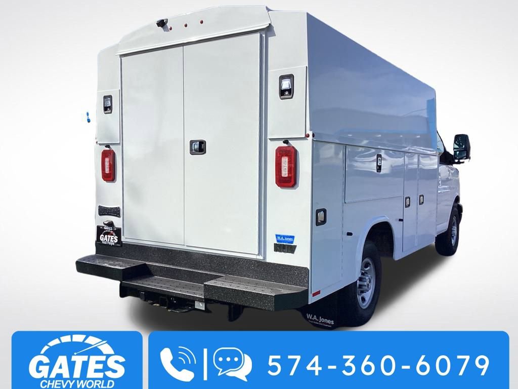 New 2025 Chevrolet Express 3500 Work Van w/ Power Convenience Package image 4