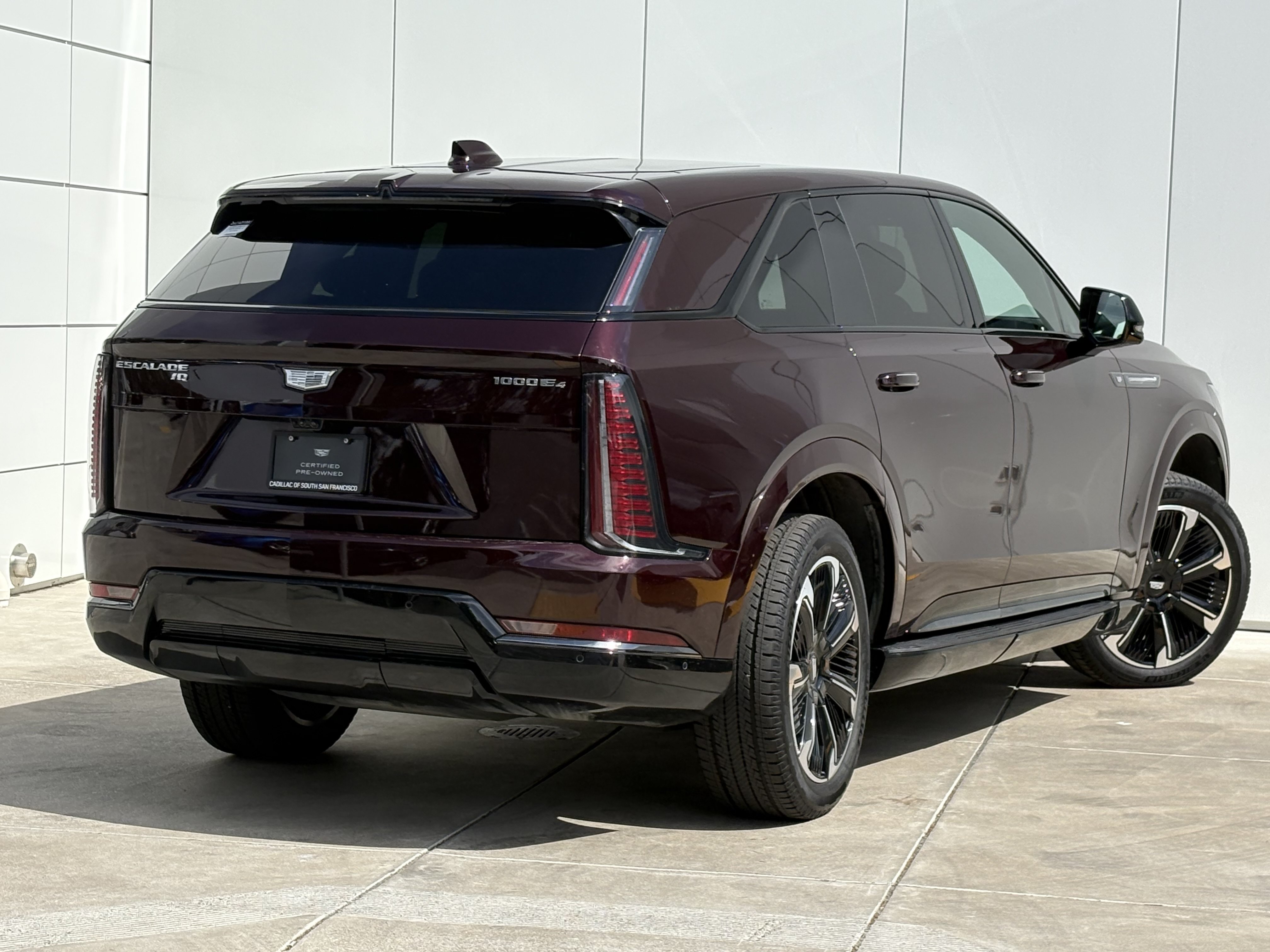 Used 2026 Cadillac Escalade IQ Sport 2 AWD/4WD image 7