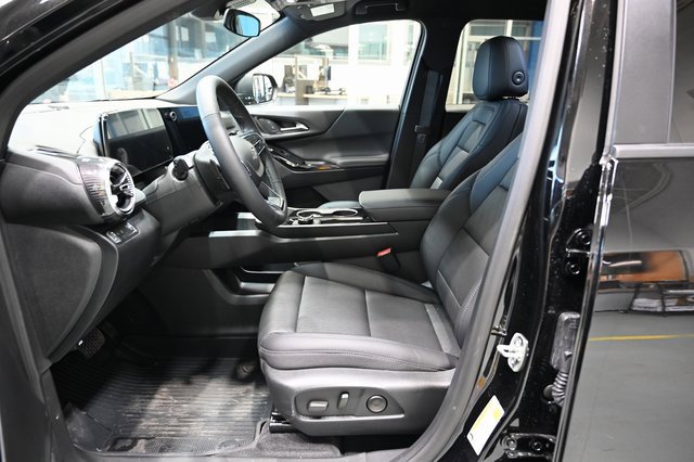 New 2026 Chevrolet Equinox LT w/ Convenience Package II image 9