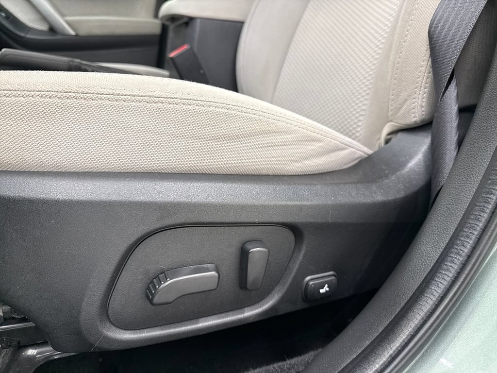 Used 2017 Subaru Forester 2.5i Premium AWD/4WD image 15