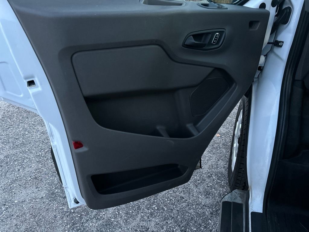 Used 2024 Ford Transit 250 Low Roof w/ Exterior Upgrade Package image 12