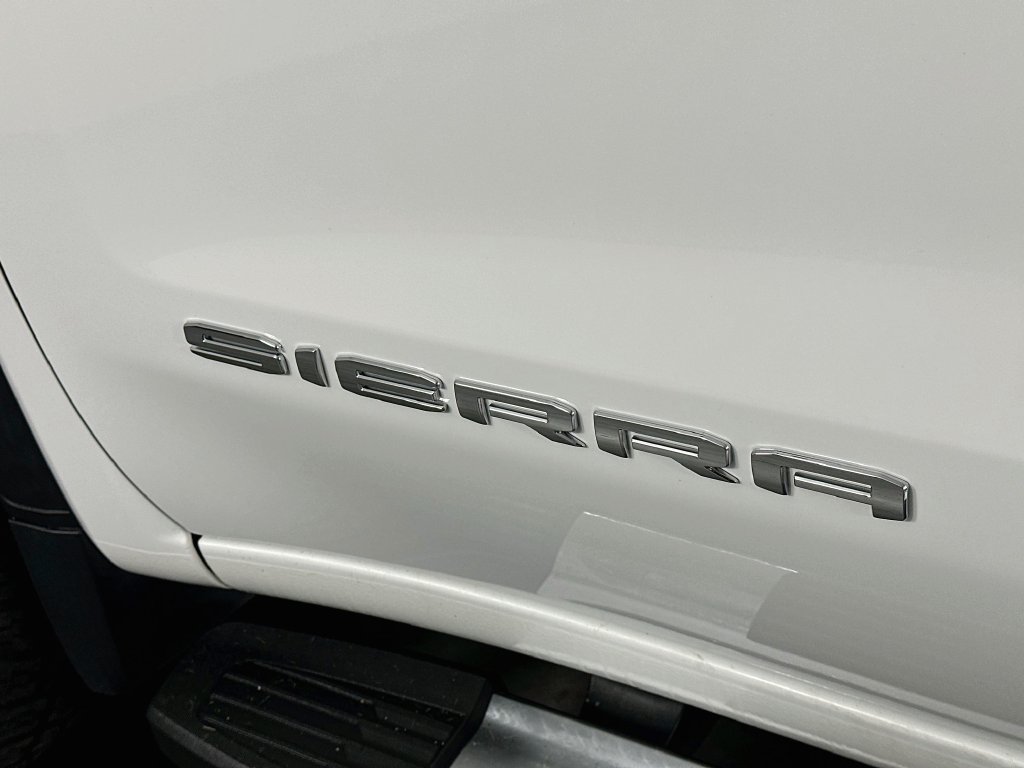 Used 2020 GMC Sierra 1500 SLT w/ X31 Off-Road Package AWD/4WD image 27