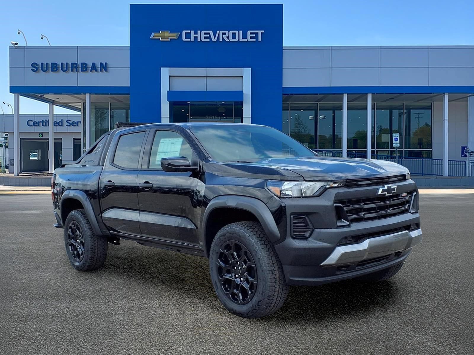 New 2026 Chevrolet Colorado Trail Boss w/ Midnight Edition AWD/4WD image 3