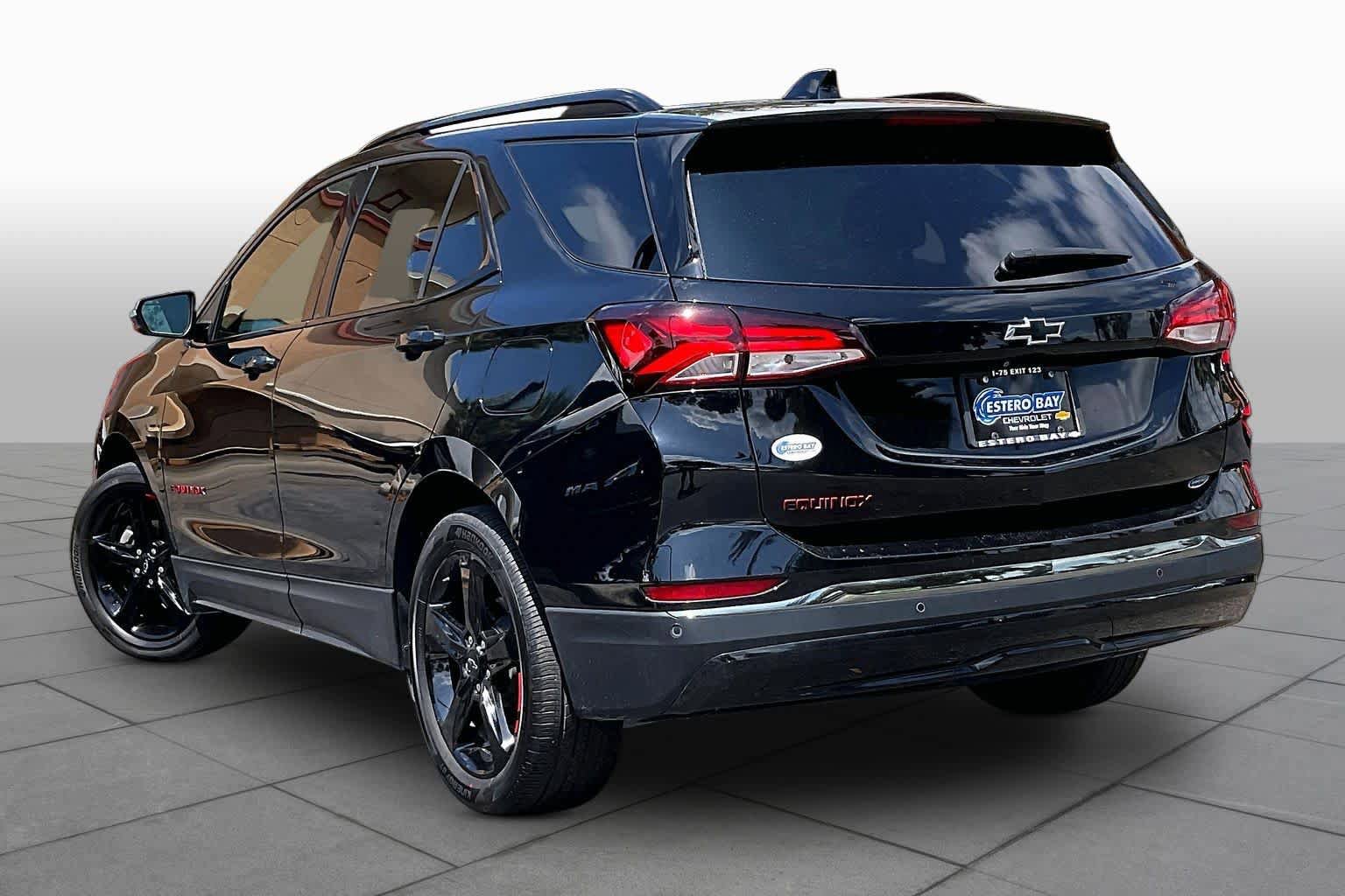 Used 2023 Chevrolet Equinox Premier w/ Redline Edition FWD image 12