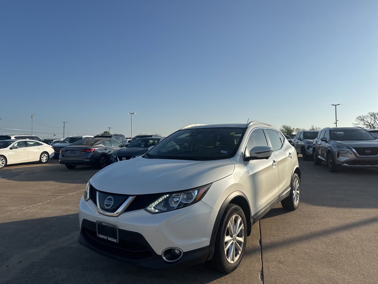 Used 2019 Nissan Rogue Sport SV w/ Technology Package image 6