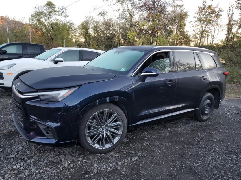 Used 2025 Lexus TX 350 AWD image 3