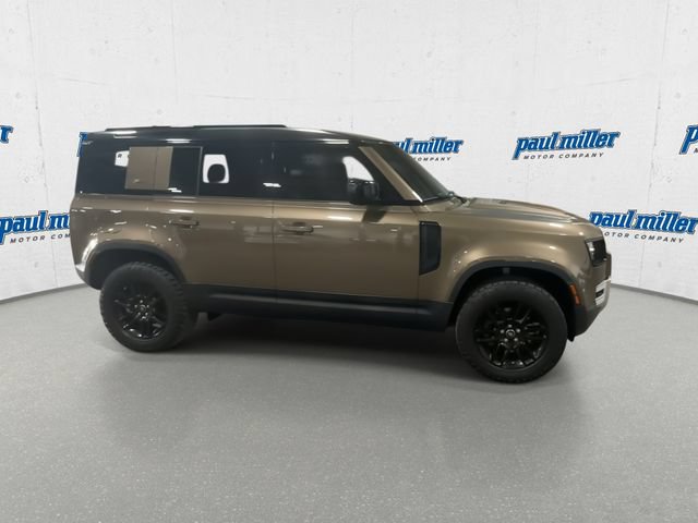 Used 2021 Land Rover Defender 110 S AWD/4WD image 12