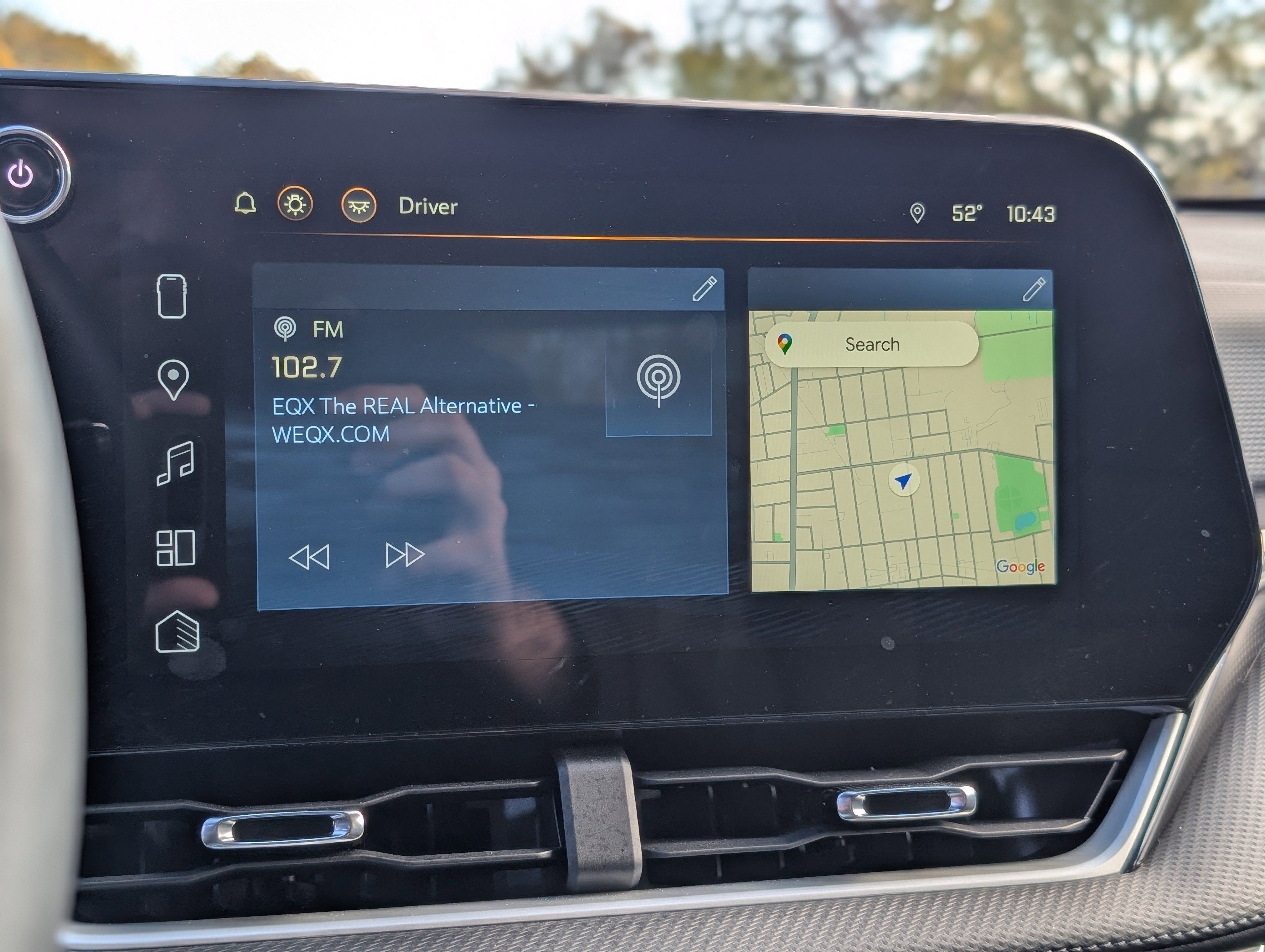 Used 2025 Chevrolet Equinox LT w/ Safety and Technology Package image 21