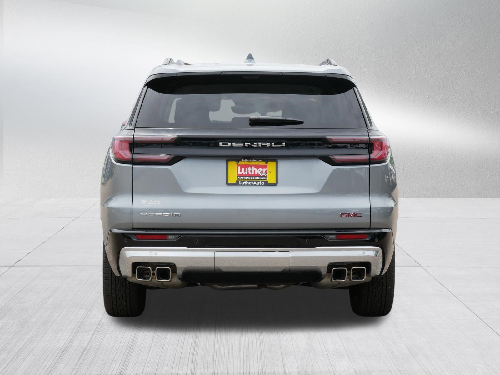 Used 2026 GMC Acadia Denali w/ Super Cruise Package FWD image 6