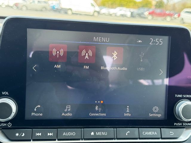 Used 2025 Nissan Altima 2.5 SV FWD image 29