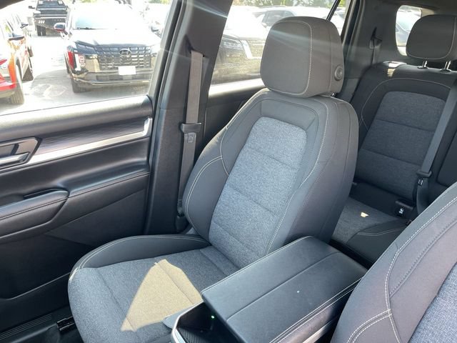 Used 2025 GMC Terrain Elevation w/ Black Edition AWD/4WD image 24