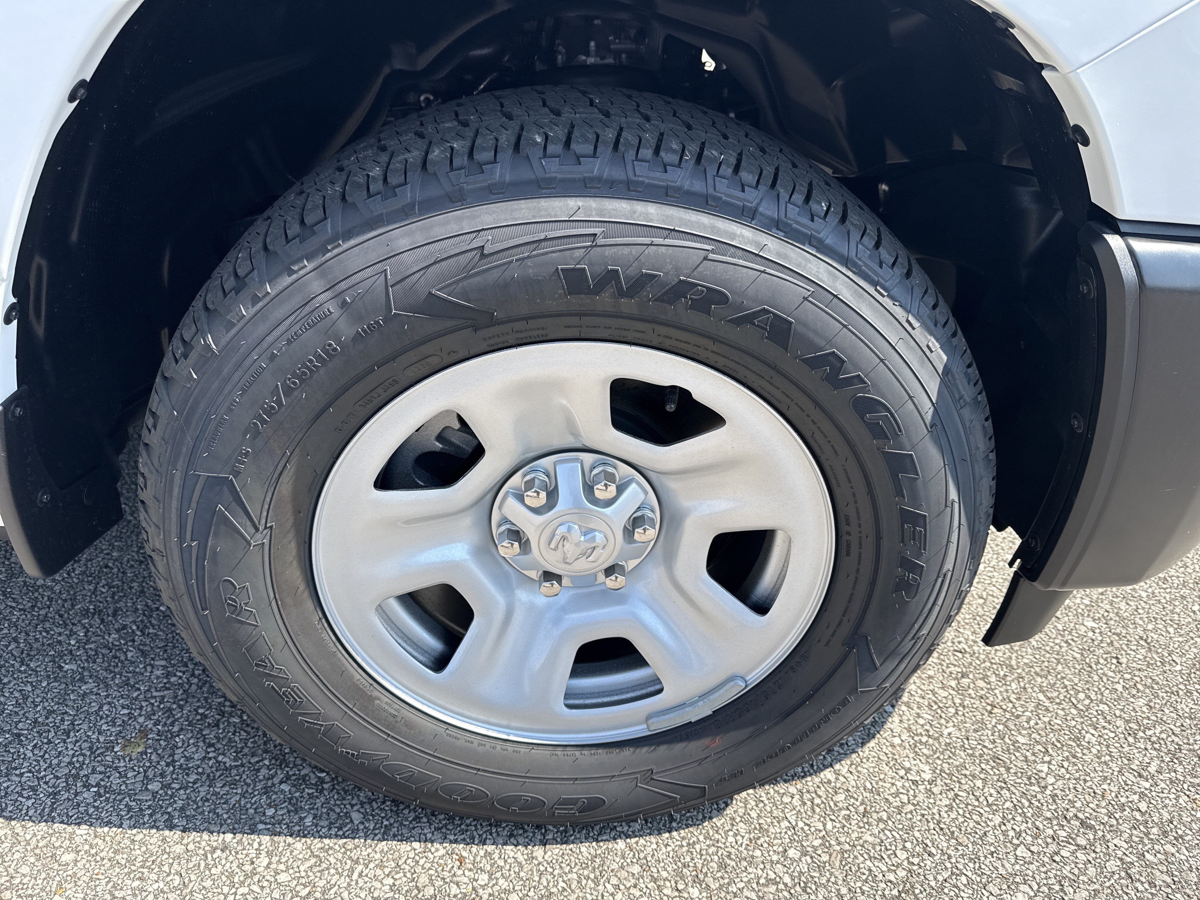 New 2026 RAM 1500 Tradesman AWD/4WD image 12
