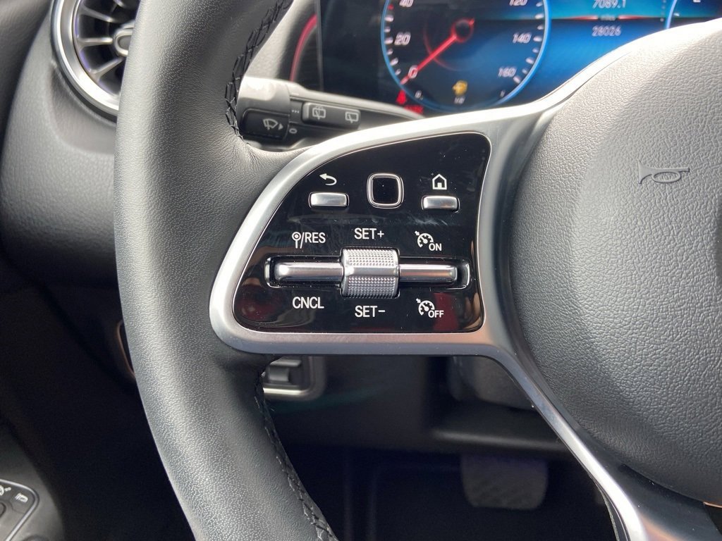 Certified 2022 Mercedes-Benz GLB 250 4MATIC image 14