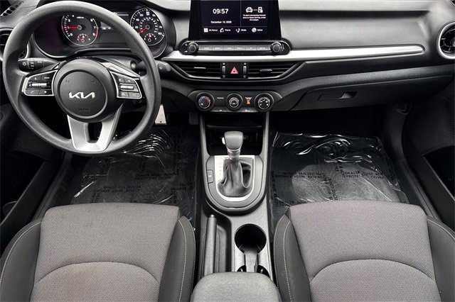 Certified 2024 Kia Forte LXS image 17