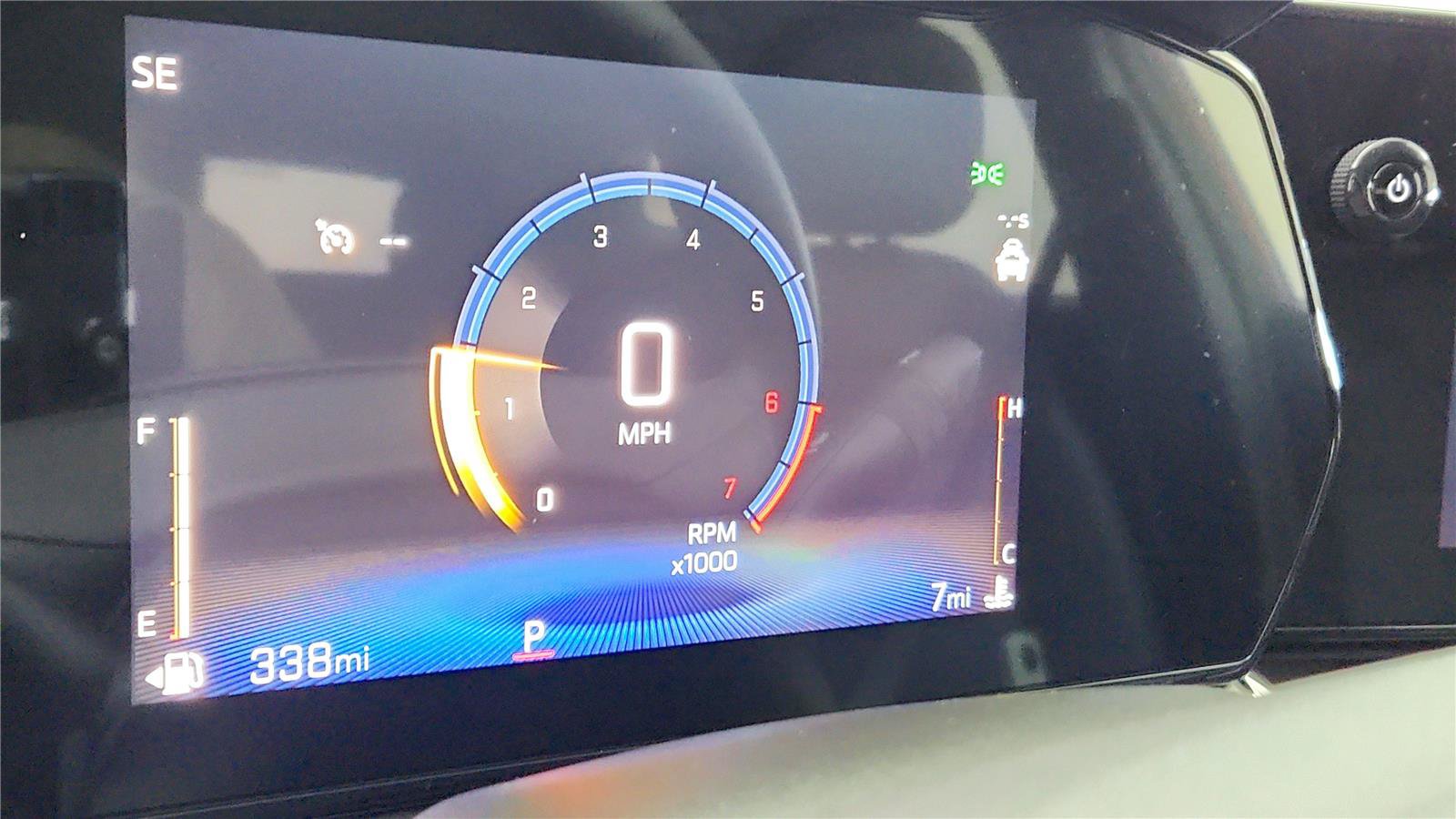 Used 2026 Chevrolet Trax LT w/ LT Convenience Package FWD image 22