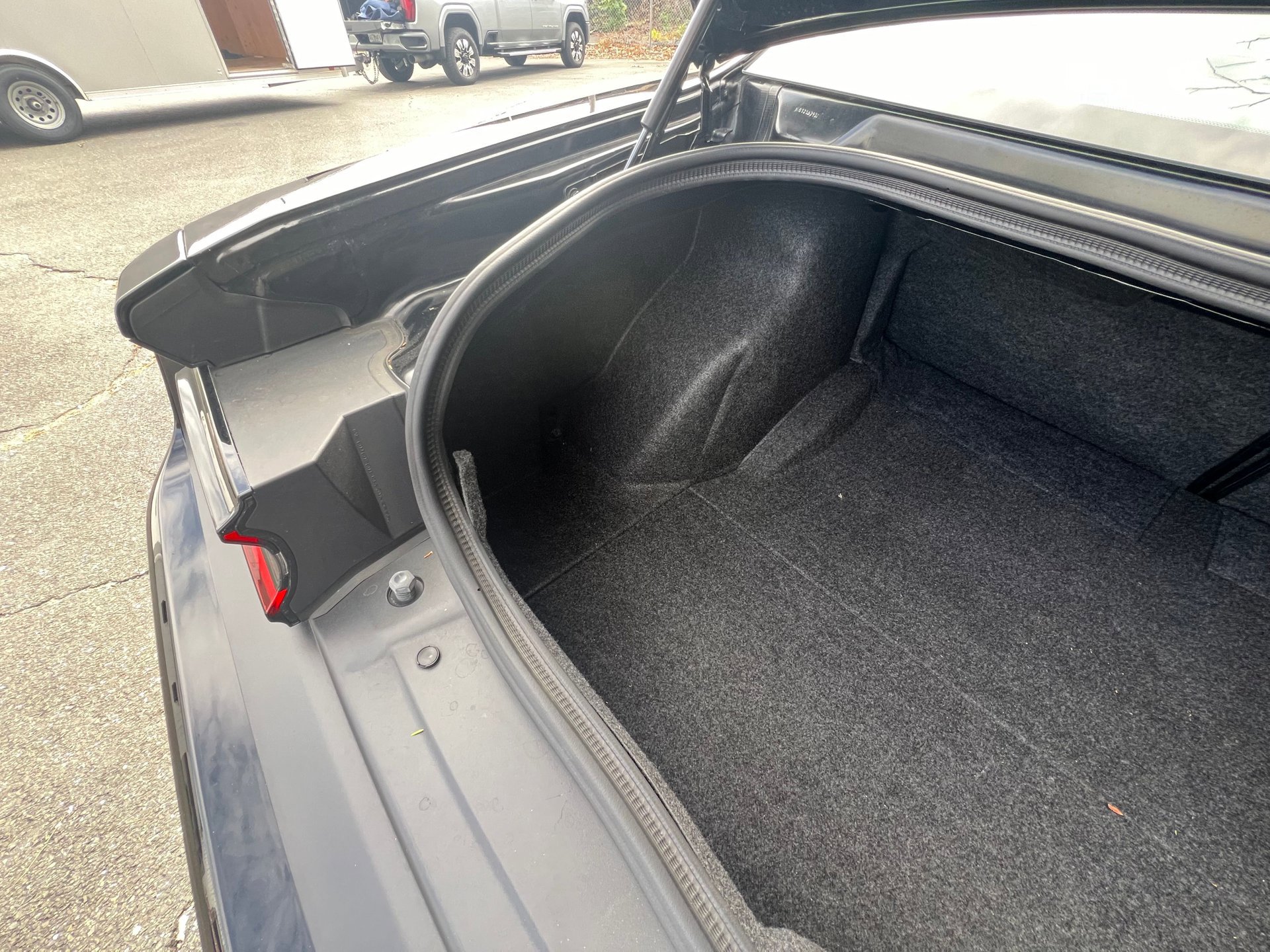 Used 2017 Dodge Challenger SRT Hellcat image 38