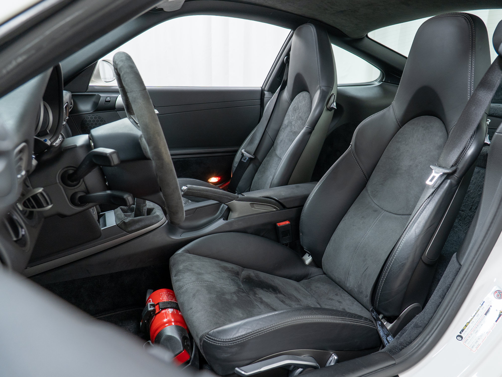 Used 2007 Porsche 911 GT3 RWD image 21