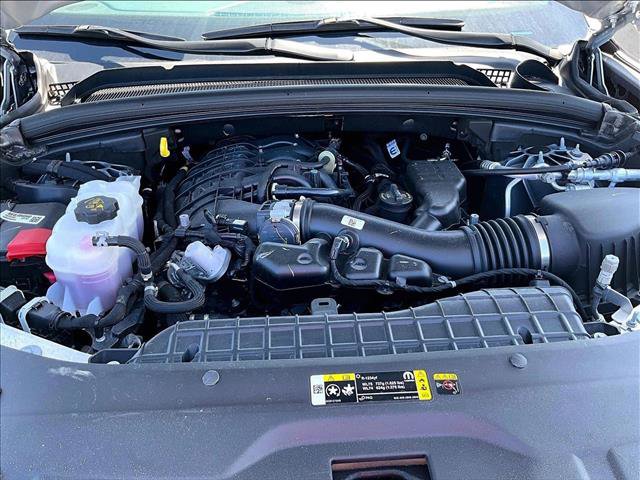 Used 2025 Jeep Grand Cherokee Limited w/ Luxury Tech Group II RWD image 11