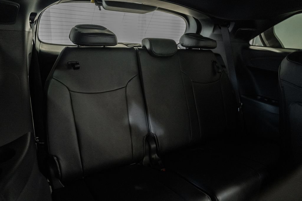 New 2026 Toyota Sienna Platinum AWD/4WD image 38