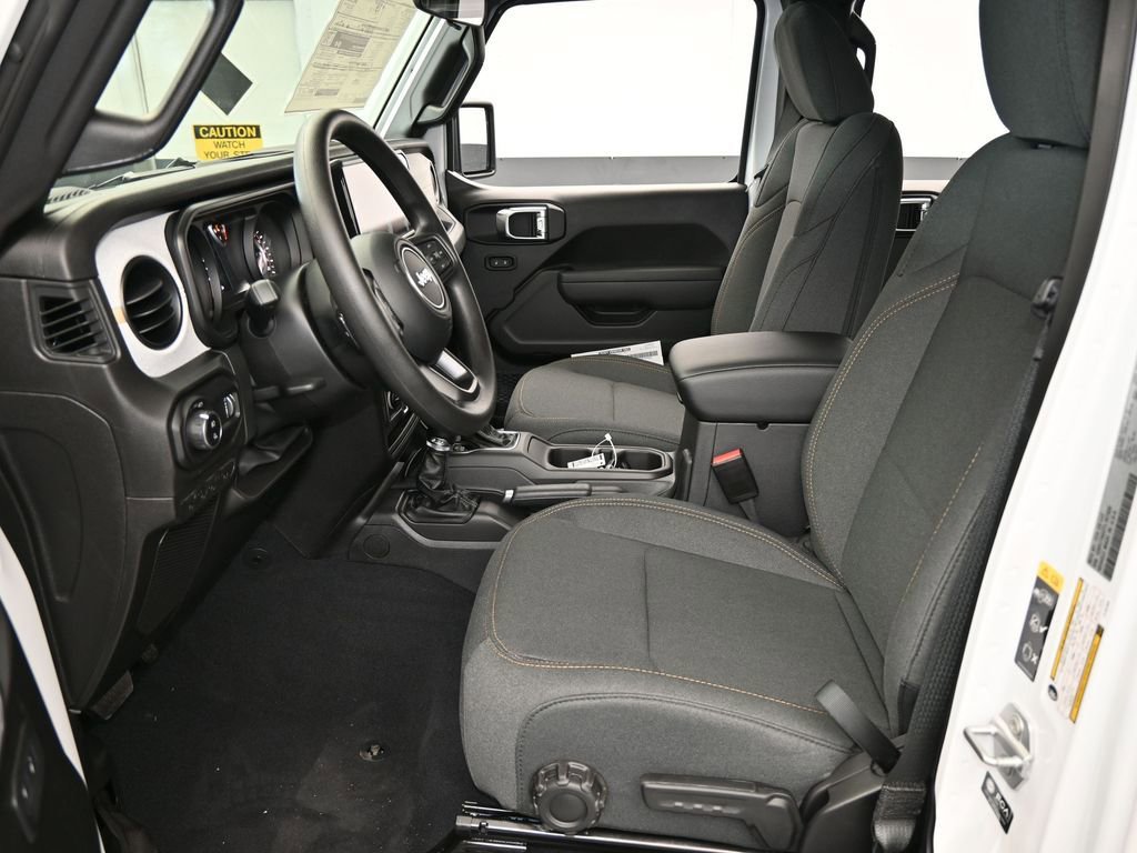 New 2026 Jeep Gladiator Sport AWD/4WD image 11