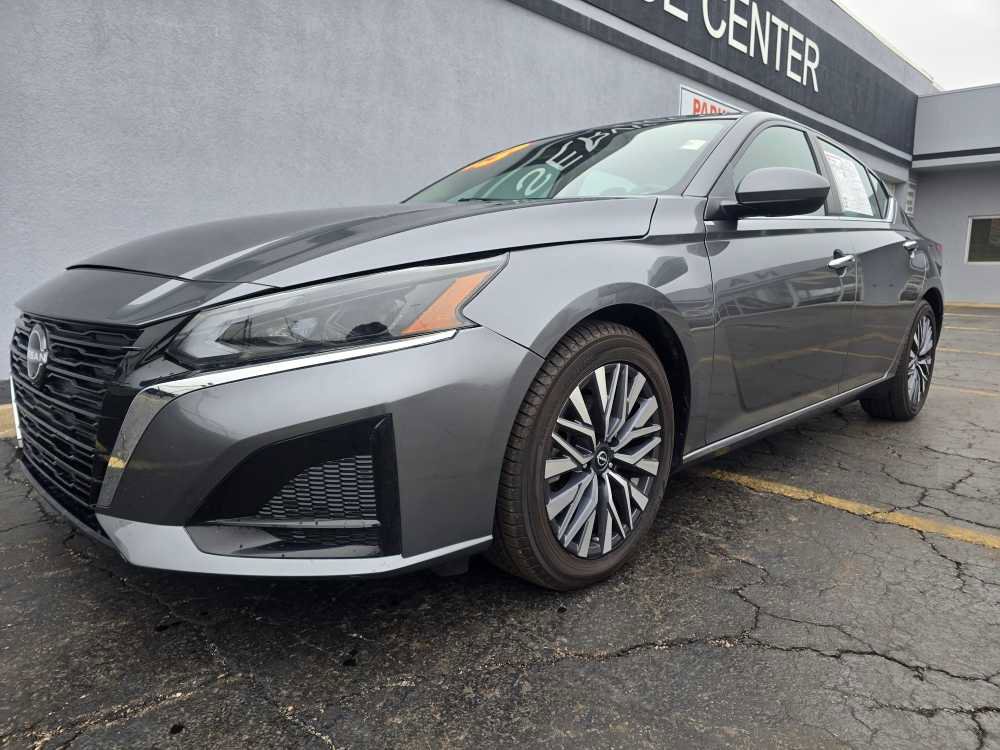 Used 2023 Nissan Altima 2.5 SV image 18
