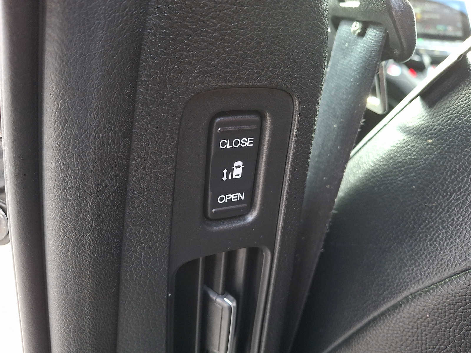 Used 2023 Honda Odyssey EX-L image 9