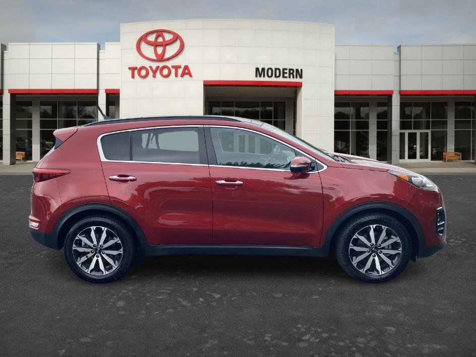 Used 2019 Kia Sportage EX w/ Option Group 040 FWD image 4