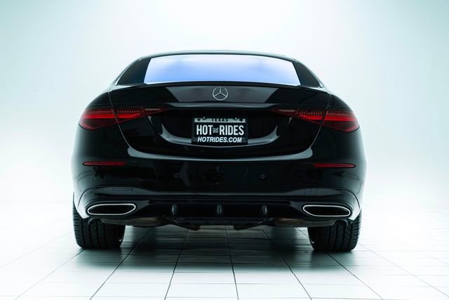 Used 2022 Mercedes-Benz S 500 4MATIC w/ AMG Line Package image 16