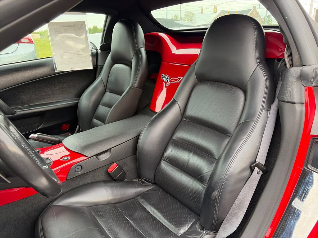 Used 2006 Chevrolet Corvette Convertible RWD image 19