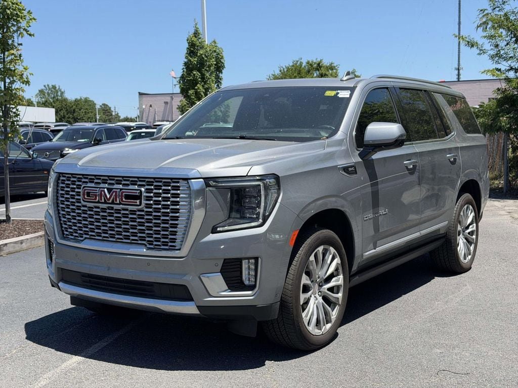 Used 2023 GMC Yukon Denali w/ Denali Reserve Package AWD/4WD image 4