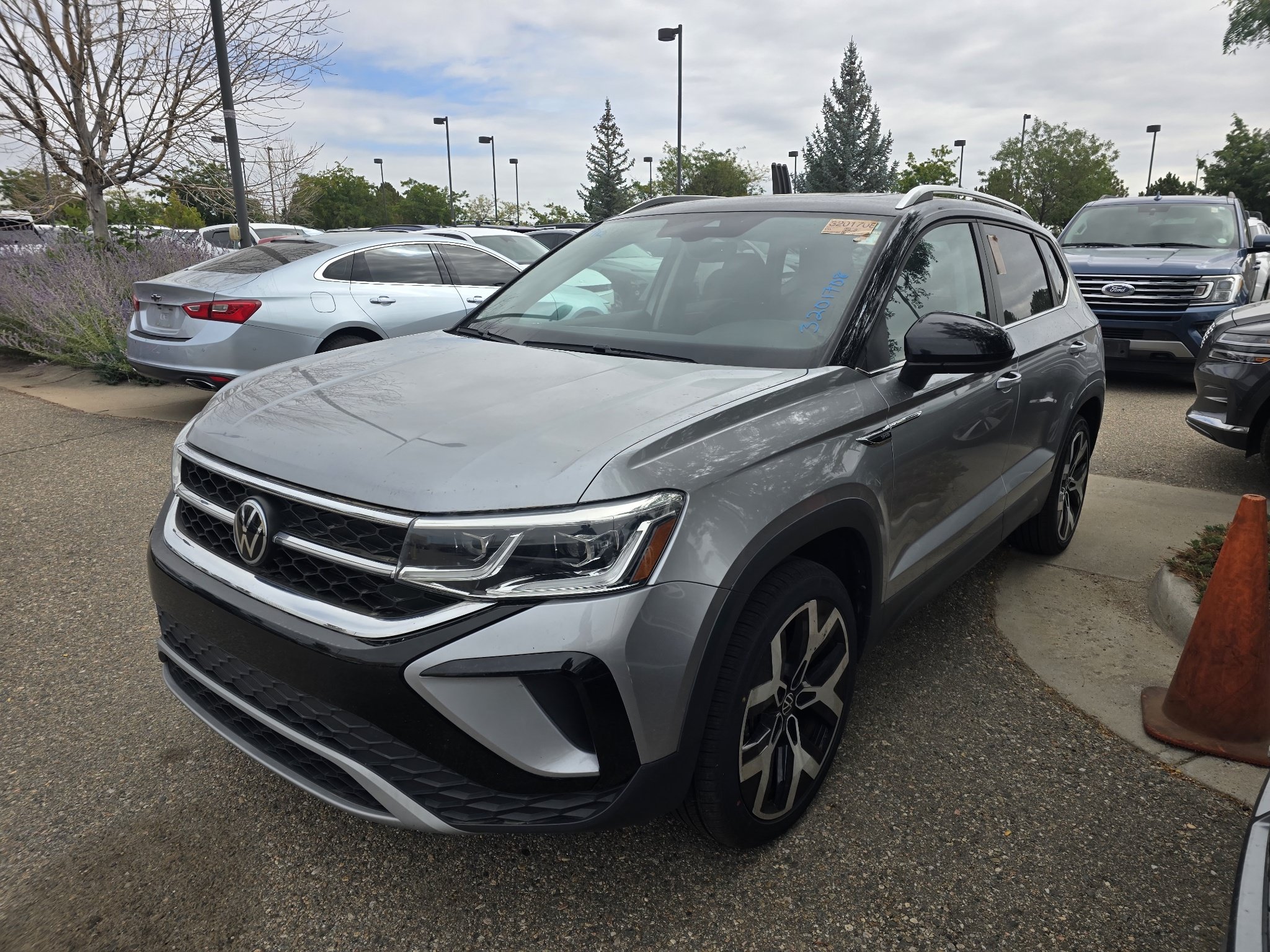 Used 2023 Volkswagen Taos SEL