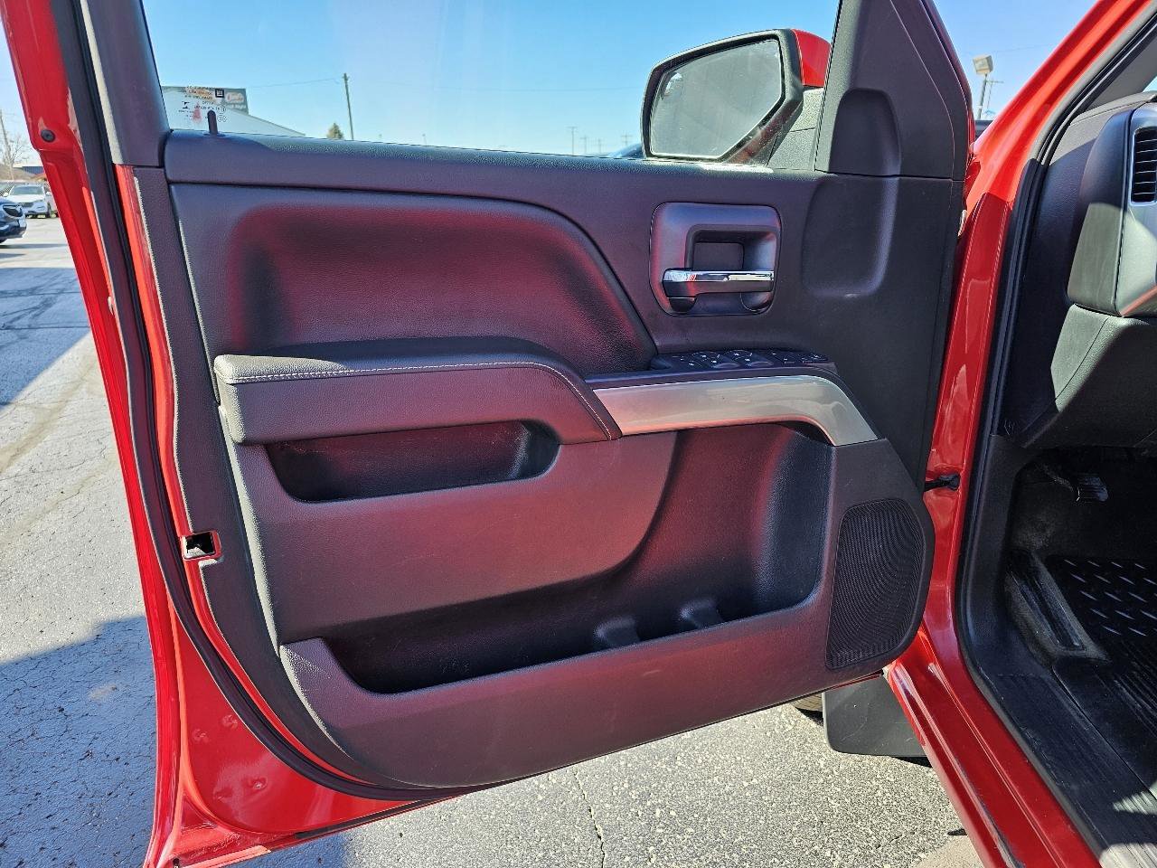 Used 2015 Chevrolet Silverado 1500 LT w/ All Star Edition AWD/4WD image 4