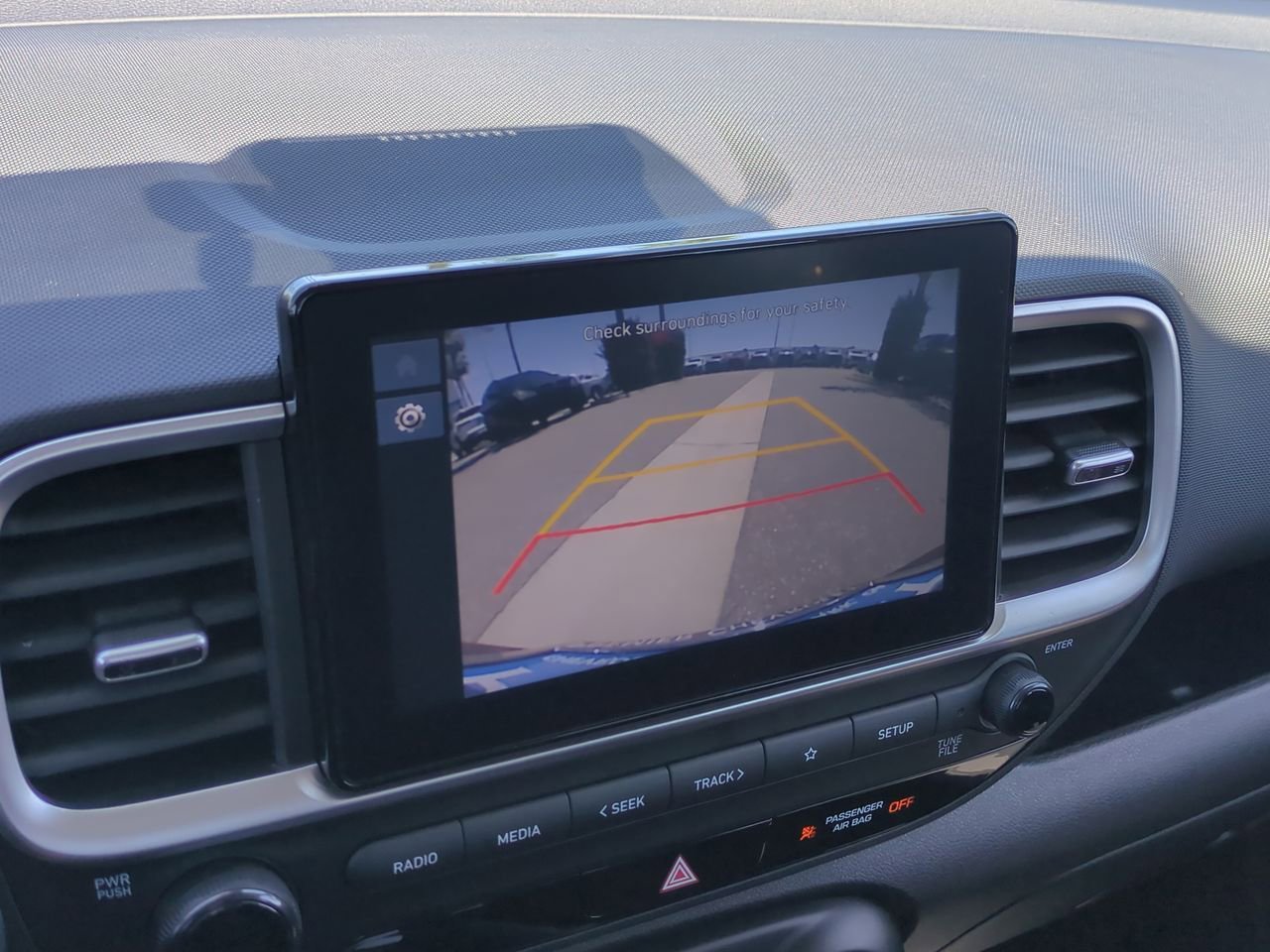 Used 2025 Hyundai Venue SEL FWD image 14