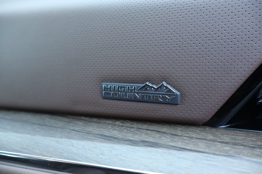New 2026 Chevrolet Tahoe High Country AWD/4WD image 59