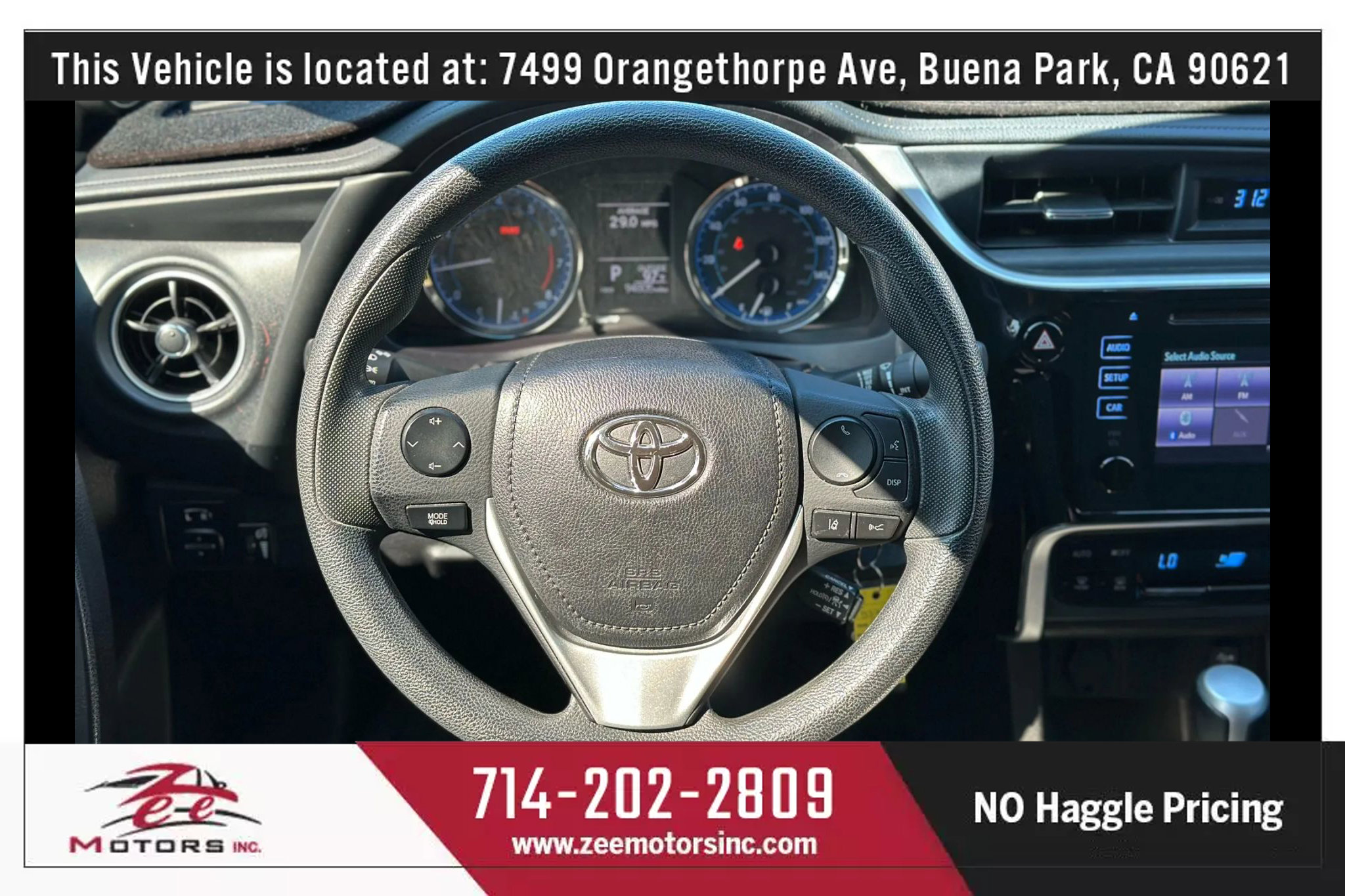 Used 2018 Toyota Corolla LE image 19