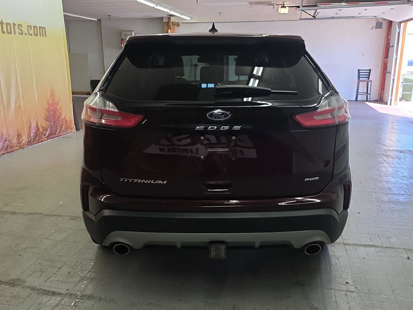Used 2022 Ford Edge Titanium w/ Equipment Group 301A AWD/4WD image 20