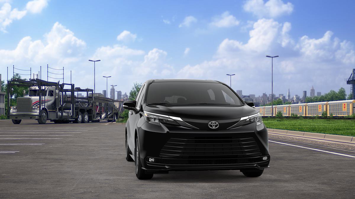 New 2026 Toyota Sienna XLE AWD/4WD image 16