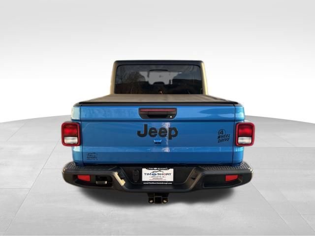 Used 2022 Jeep Gladiator Willys image 10