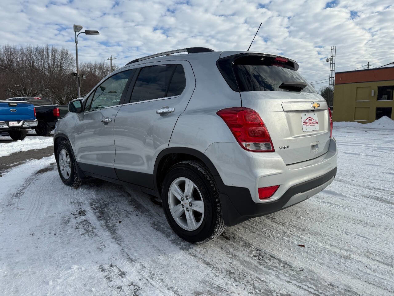 Used 2017 Chevrolet Trax LT w/ LT Convenience Package image 7