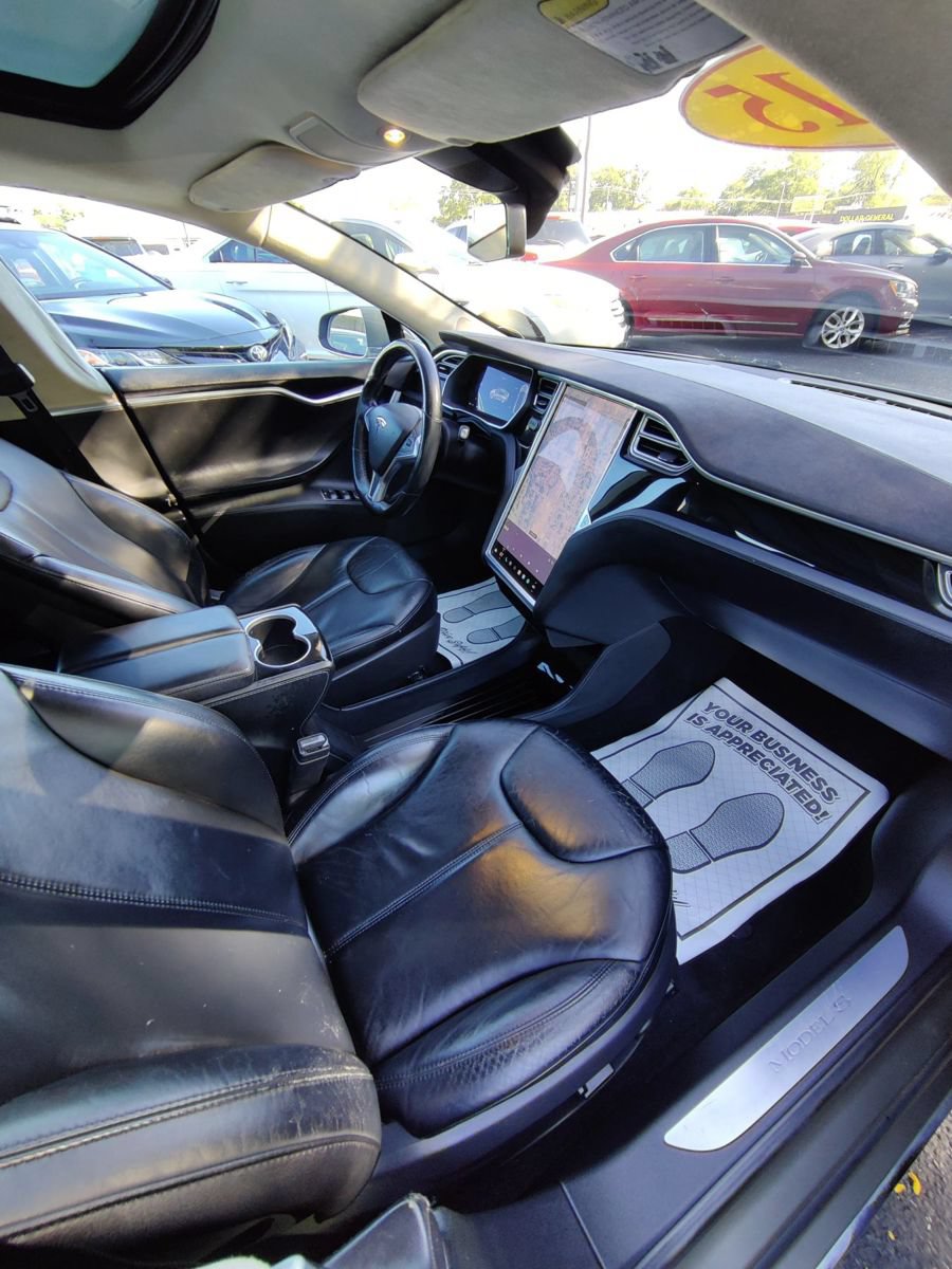 Used 2015 Tesla Model S 85D AWD/4WD image 23