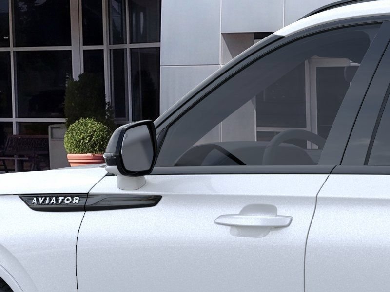 New 2026 Lincoln Aviator 2WD w/ Jet Appearance Package image 21