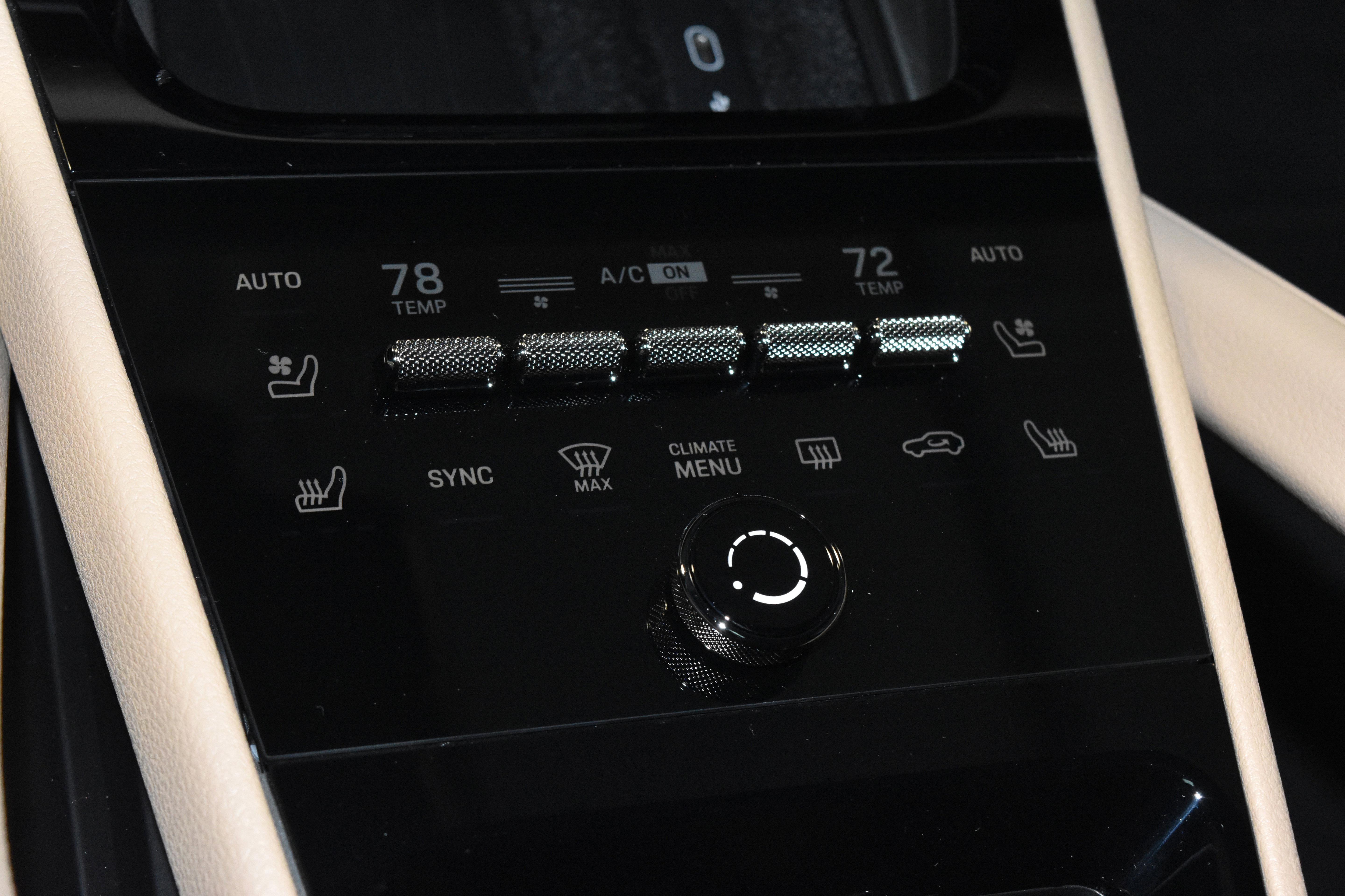 New 2026 Porsche Cayenne image 16