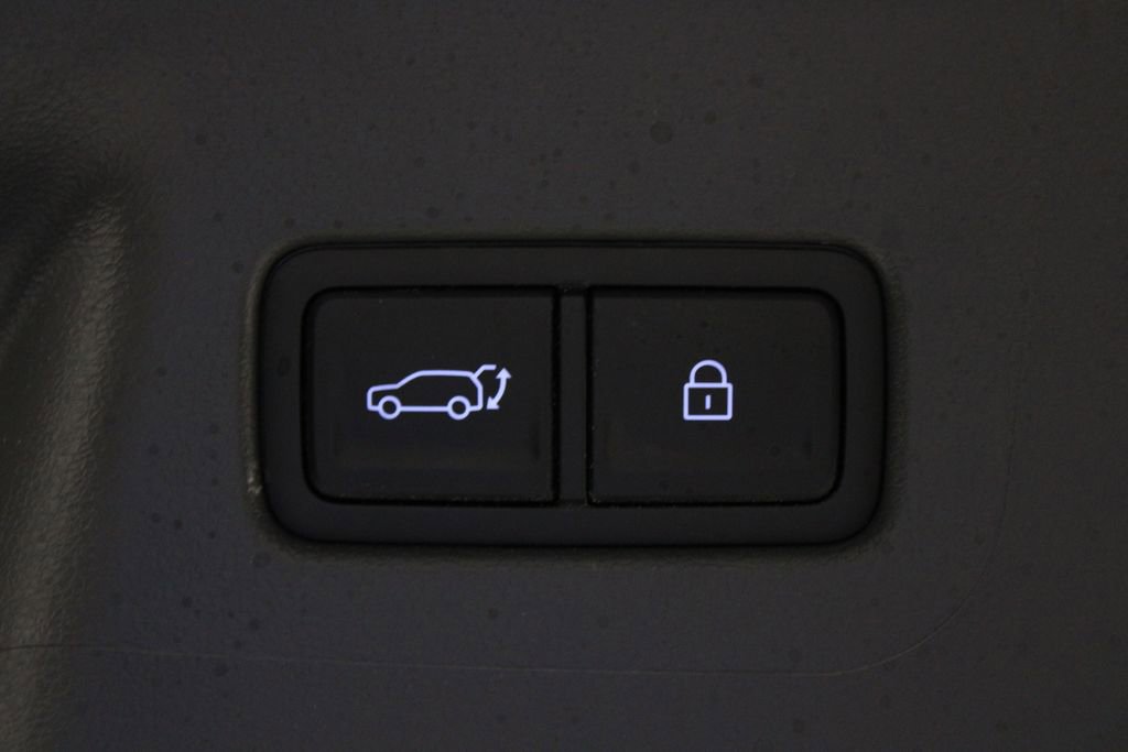 Used 2026 Hyundai Santa Fe SEL w/ Tow & Go Package image 18