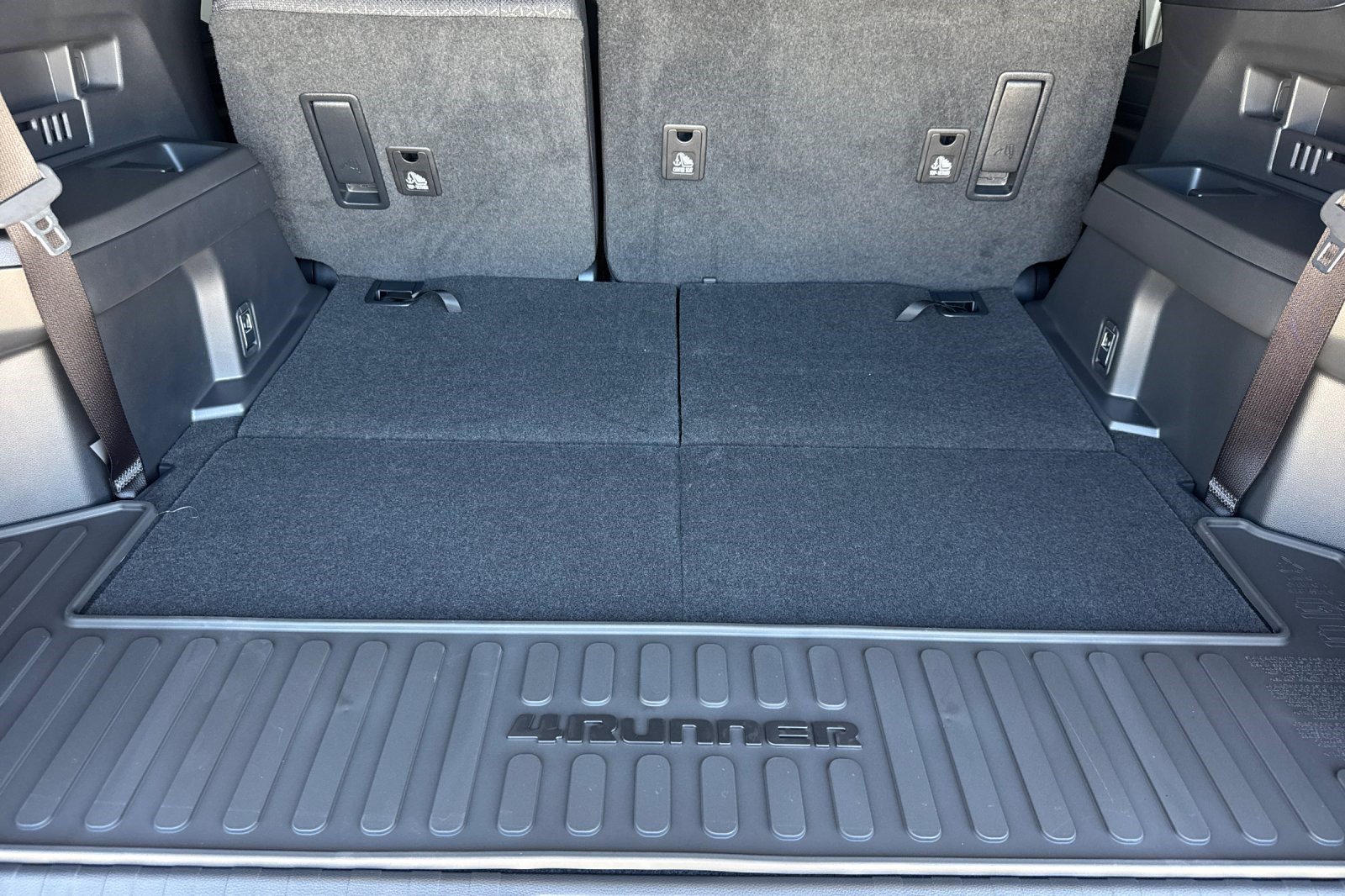 New 2026 Toyota 4Runner SR5 AWD/4WD image 23