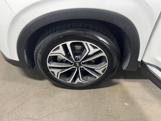 Used 2019 Hyundai Santa Fe AWD image 28
