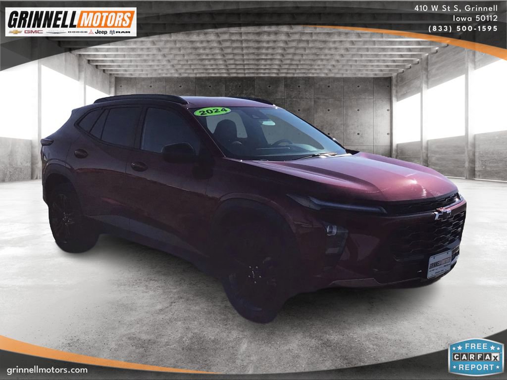 Used 2024 Chevrolet Trax ACTIV w/ Driver Confidence Package image 3
